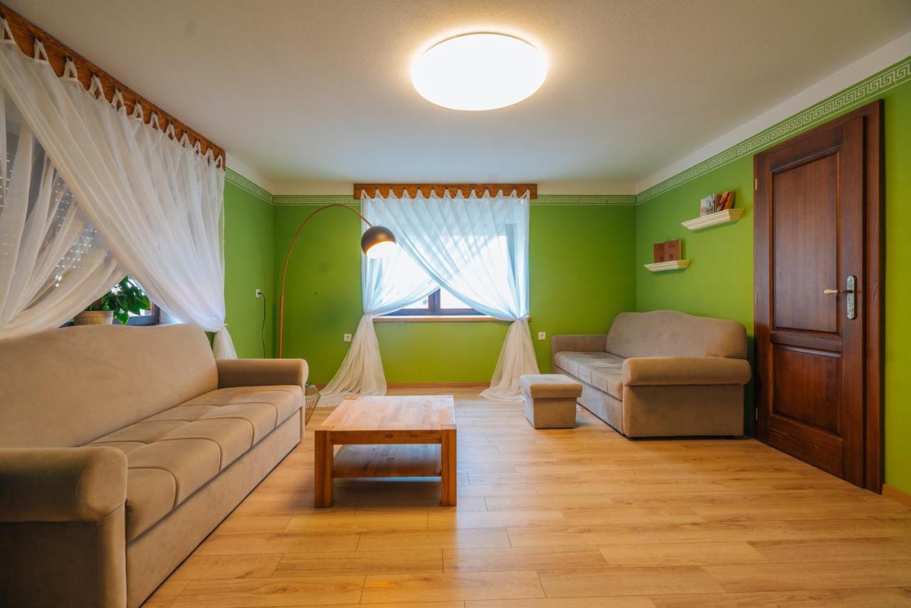 Stol Apartments Zirovnica Extérieur photo