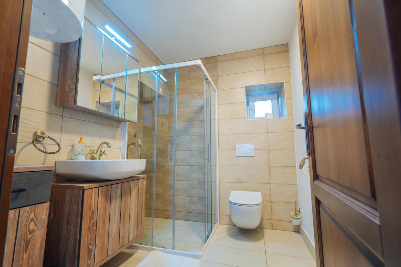 Stol Apartments Zirovnica Extérieur photo